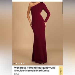 Lulu’s One Shoulder Sleeve Formal Maxi Dress